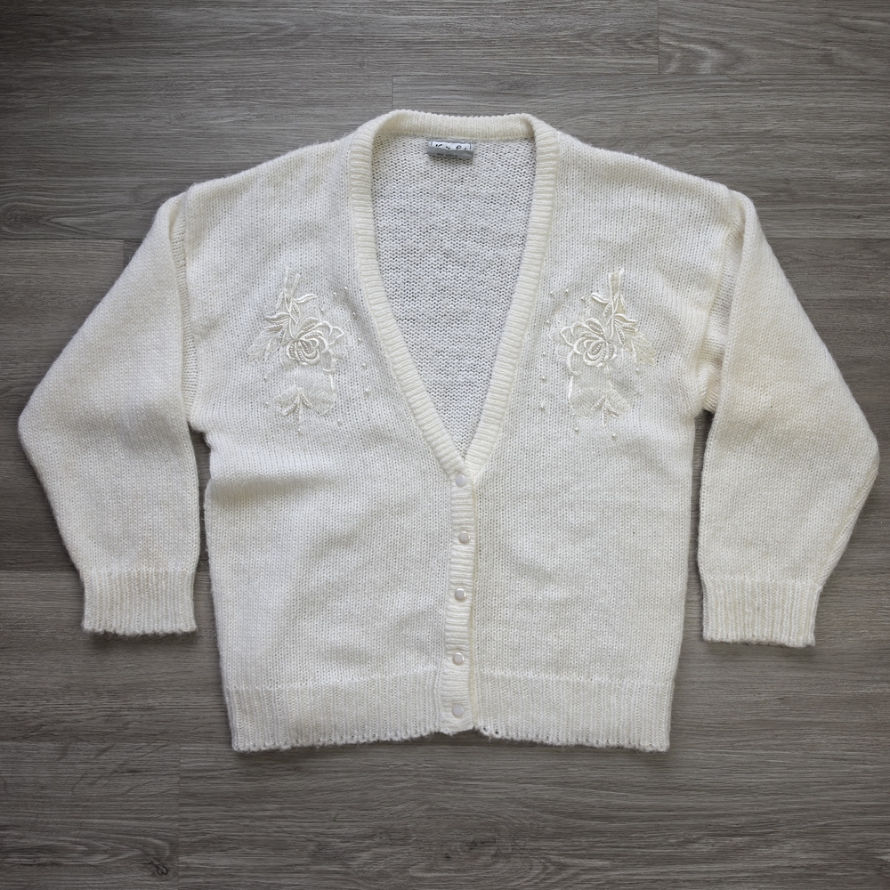 Vintage Cream Floral Embroidered Cardigan - Soft Knit Coquette Cottagecore